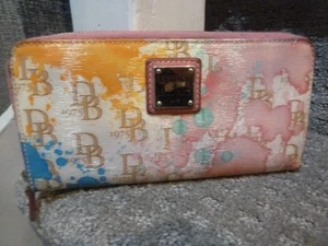 Dooney & Bourke paint splatter zipper clutch wallet for purse very good cond - Picture 1 of 10