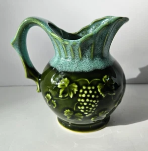 Vintage MCM dual green Japan small art pottery pitcher w/ grape bunch details - Picture 1 of 6