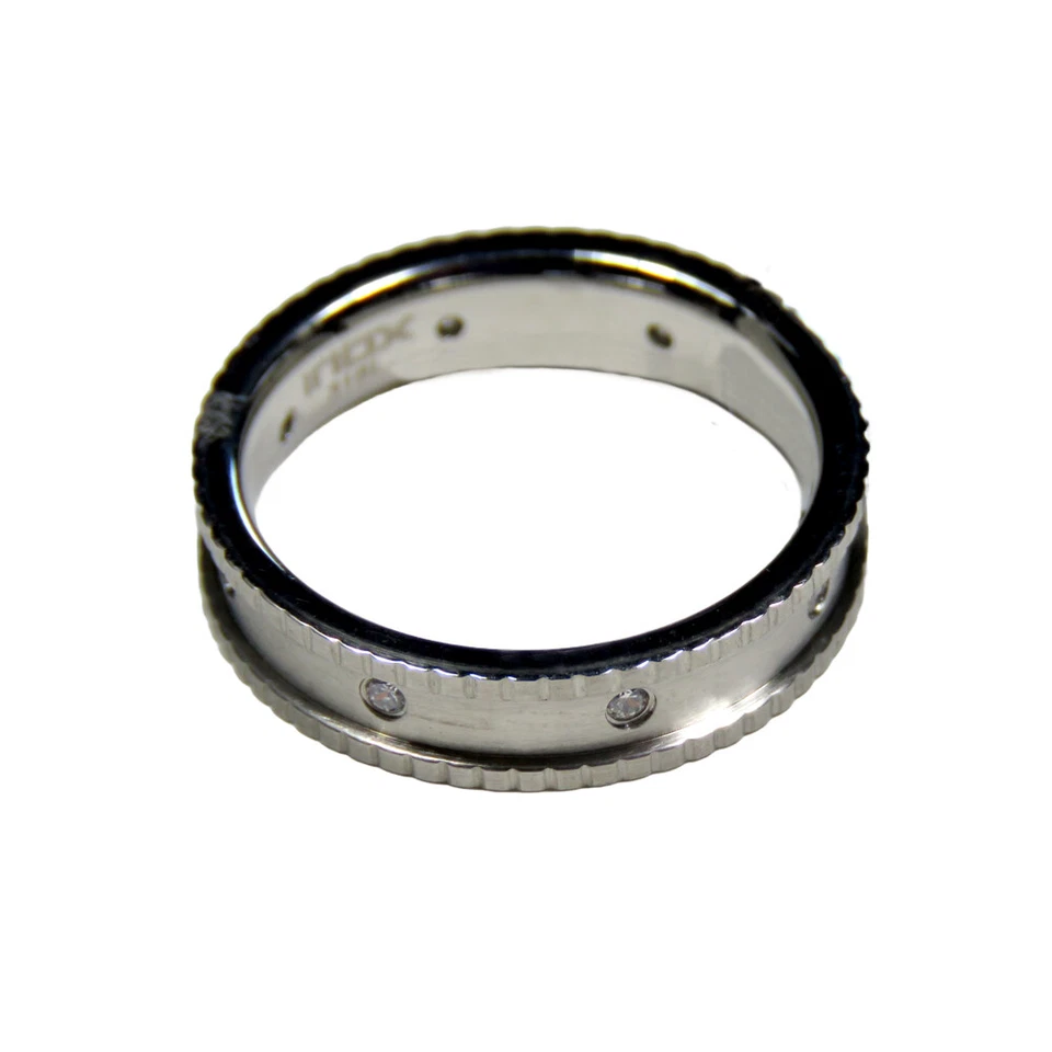 Anel feminino de aço inoxidável com detalhes em zircônia cúbica - Imagem 1 de 1