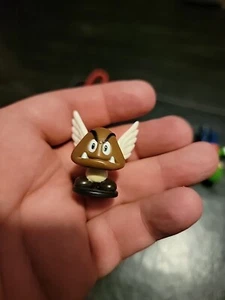 Popco Nintendo Super Mario Mini Figure 2007 ~ Flying Goomba w/base - Picture 1 of 5