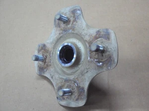 Honda Fourtrax 350 Foreman LEFT Rear Axle Wheel Hub 86 87 88 89 - Picture 1 of 5