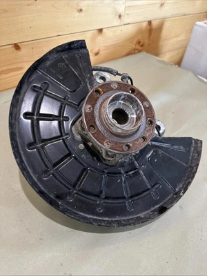 2014-2018 Jeep Cherokee Driver Side Spindle Knuckle AWD OE - Изображение 1 из 2