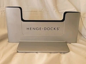 Henge Docks Vertical Dock HD05VA15MBP | 15” MacBook Pro Retina | Silver Stand - Picture 1 of 18