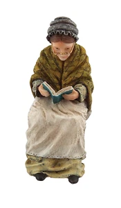 DOLLS HOUSE DOLL 1/12th SCALE "VICTORIAN GRANNY" READING A BOOK RESIN FIGURE - Picture 1 of 1