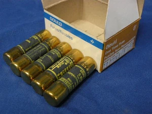 NEW LOT OF 5 PCS GOULD SHAWMUT NRN5 FUSE'S 5A 250V - Picture 1 of 7