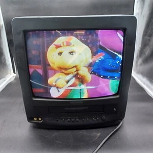 CurtisMathes CMC13003 Tronics 13" CRT Gaming Color TV VCR VHS Combo NO REMOTE - Picture 1 of 7
