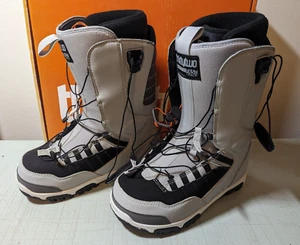 ThirtyTwo Prion FT Snowboard Boots Grey Men's Size 9 NEW - Picture 1 of 9