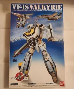 1/72 VF-1S Valkyrie variable plastic model Bandai 0030497 - Picture 1 of 4