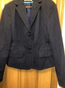 Liz Claiborne Blazer Navy Pinstripe Lined Career Classic Business Size 4 - Picture 1 of 3