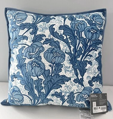 Almohada Decorativa Floral Nueva Colección Martha Stewart 18x18 $80 Foto 1 de 2