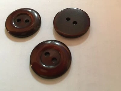 NEW 25  PC BAG 3/4 INCH  CHOCOLATE  BROWN  PEARL FINISH  BUTTONS - Image 1 of 3