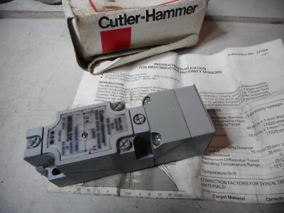 EATON -- ME55 SOLID STATE INDUCTIVE PROXIMITY SWITCH 20...250AC Coil - ME55BLS1C - Image 1 of 4