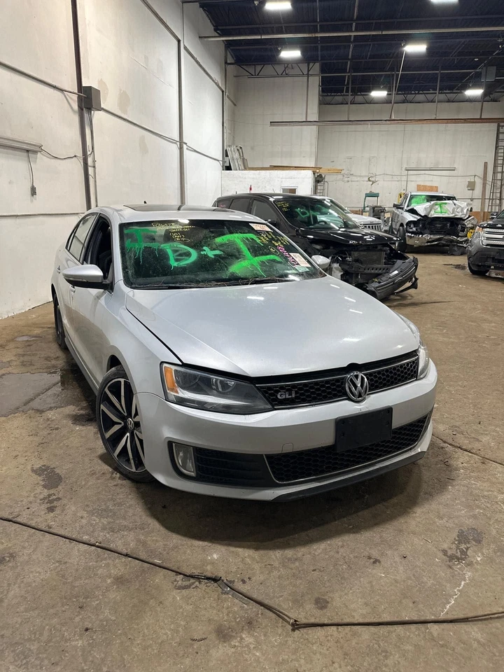 Compresor de aire acondicionado usado se adapta a: Volkswagen Jetta gli 2.0 2012 grado A Foto 1 de 4