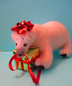 Annalee 2009 Polar Bear with Present 10” White Christmas Bear - Picture 1 of 4