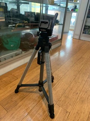 GIOTTOS HD324 CAMERA/CAMCORDER TRIPOD - Image 1 of 4