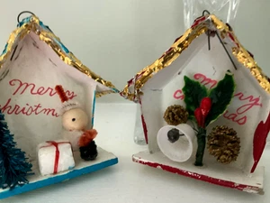 (2) Vintage Miniatura PUTZ Navidad Diorama Casa ORNAMENTOS Malla Algodón Hilado - Imagen 1 de 9