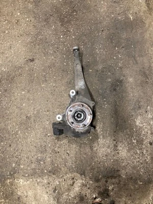 Buje rueda delantera derecha Jaguar XJ X351 C2D2609 3,0 diésel 2011 Foto 1 de 4