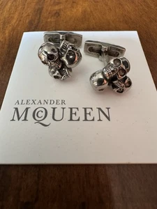 Alexander McQueen Alexander McQueen 3 Skull Silver Tone Cufflinks - Picture 1 of 24