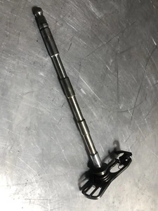 YZF R1 5VY Gear Change Shaft 2005 - Picture 1 of 1