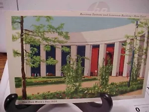 NEW YORK WORLD'S FAIR 1939 / BUSINESS SYS & INSURANCE BLDG.- ROSE COURT - Picture 1 of 3