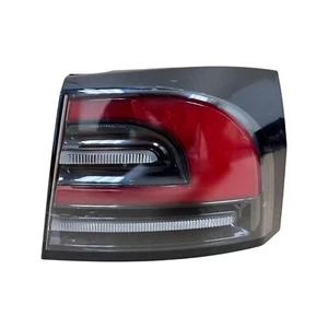 Nuevas luces traseras derechas exteriores para Tesla Model S 2021-2023 1563721-00-C - Imagen 1 de 1