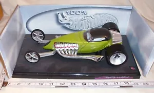 100% HOT WHEELS SLIGHTLY MODIFIED CAR DIECAST MODEL TOY 1/18 BOXED NEW - Picture 1 of 2