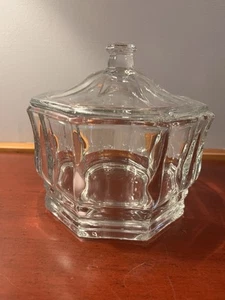 Vintage Indiana Glass Concord Pattern Crystal Clear Octagon Candy Dish with Lid - Picture 1 of 9