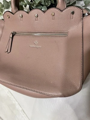 Cartera Nanette Lepore Rosa Rubor Vegana Cuero Guijarro Festoneado Foto 1 de 4