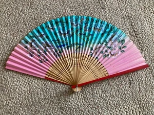 Vintage Floral Wooden Paper Hand Fans Fold Up 1940-1950 Japan Intricate RARE - Picture 1 of 13
