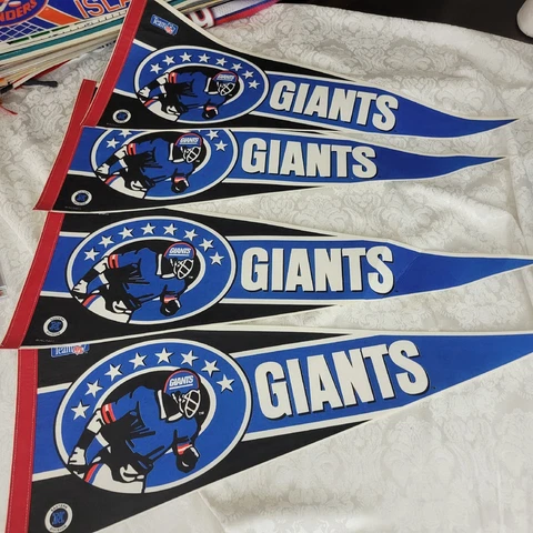 NBA New York Giants Vintage 1990's Lot of 4 Same Team Logo Pennants Cover