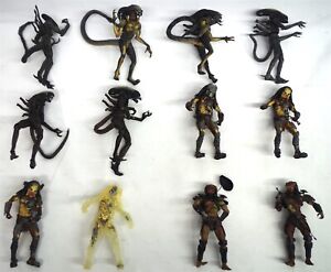 Lot of (12) McFarlane Toys Alien & Predator AVP Action Figures LOOSE