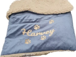 Personalised Supersoft Flannel Fleece Dog Cat Blanket Throw Reversible - Picture 1 of 15