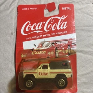 Still Sealed 1976 Coca-Cola Metal Toy Vehicle White 4x4 Truck With Bed Cover - Picture 1 of 2