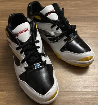 Zapatilla Baja Reebok Voltron Serie 2 Court Victory, Talla 9.5 Foto 1 de 4