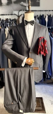 NEW RECENT Stunning Deep Gray Striped Isaia Napoli Super 140s Suit 42R US/52R IT - Image 1 of 4