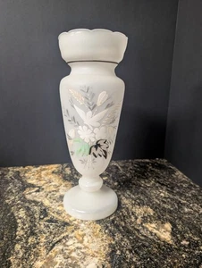 Antike handbemalte Blumenvase aus Bristol Glas - Bild 1 von 4
