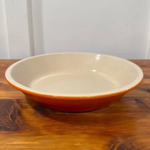 Le Creuset Stoneware Flame Orange Enamel Round 9" Pie Pan - Picture 1 of 4