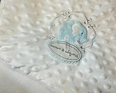 8D !WOW! LN 30x30 Blankets & Beyond Plush Minky Dot Velour Crib Baby Blanket - Image 1 of 4