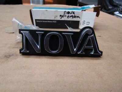 Chevrolet Nova 1975 1976 1977 nuevo emblema de parrilla GM# 352584 Foto 1 de 4