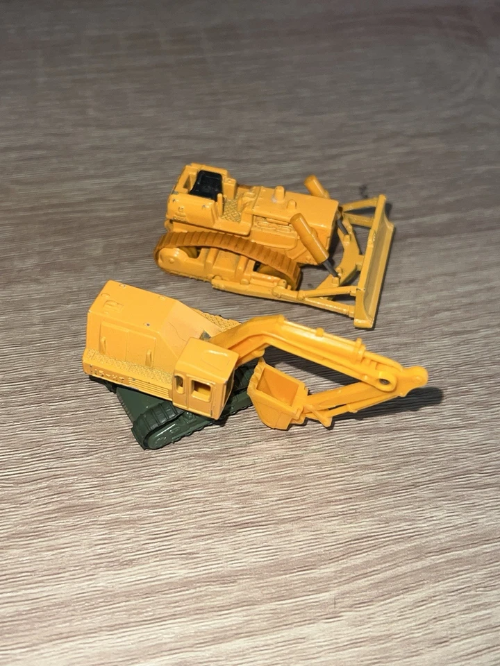 BULLDOZER TOMICA KOMATSU D65A y Bucyrus de colección Foto 1 de 4
