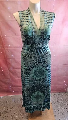 Vestido para mujer World Unity mediano sin mangas colorido boho ajustado color verde Foto 1 de 4