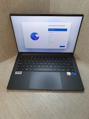 PC Specialist ph4trx1 i7-11370H @ 3.3GHz 64GB 1TB NVMe SSD Grade B EA2306 - Image 1 of 4