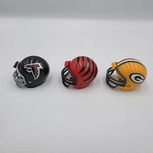 3 2019 Plastic Mini Football Gumball Helmets Giants, Bengals, Falcons - Picture 1 of 5
