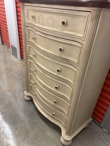 Bedroom Set - Picture 1 of 5