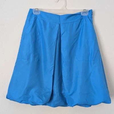 Minifalda Martin + Osa azul brillante con dobladillo de burbujas de seda, talla 4 Foto 1 de 4