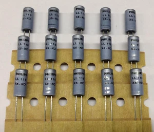 15 Stück Elkos Philips 2,2 µF / 50 V / 85°C - radial (M7481) - Picture 1 of 4