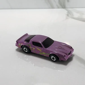 Chevy Camero Z-28 1974 de colección Hot Wheels púrpura - Imagen 1 de 7