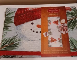 Weihnachten Tischläufer Schneemann & Kardinal 13 x 36 Neu Nikolaus Quadrat - Bild 1 von 1