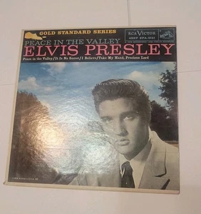ELVIS PRESLEY 45 EP-RCA VICTOR #EPA-5121 Peace In The Valley - Dog on the Left - Imagen 1 de 14