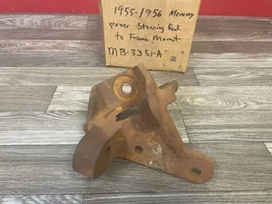 1955 1956 MERCURY POWER STEERING RACK TO FRAME MOUNT BRACKET NOS 725 - Picture 1 of 3